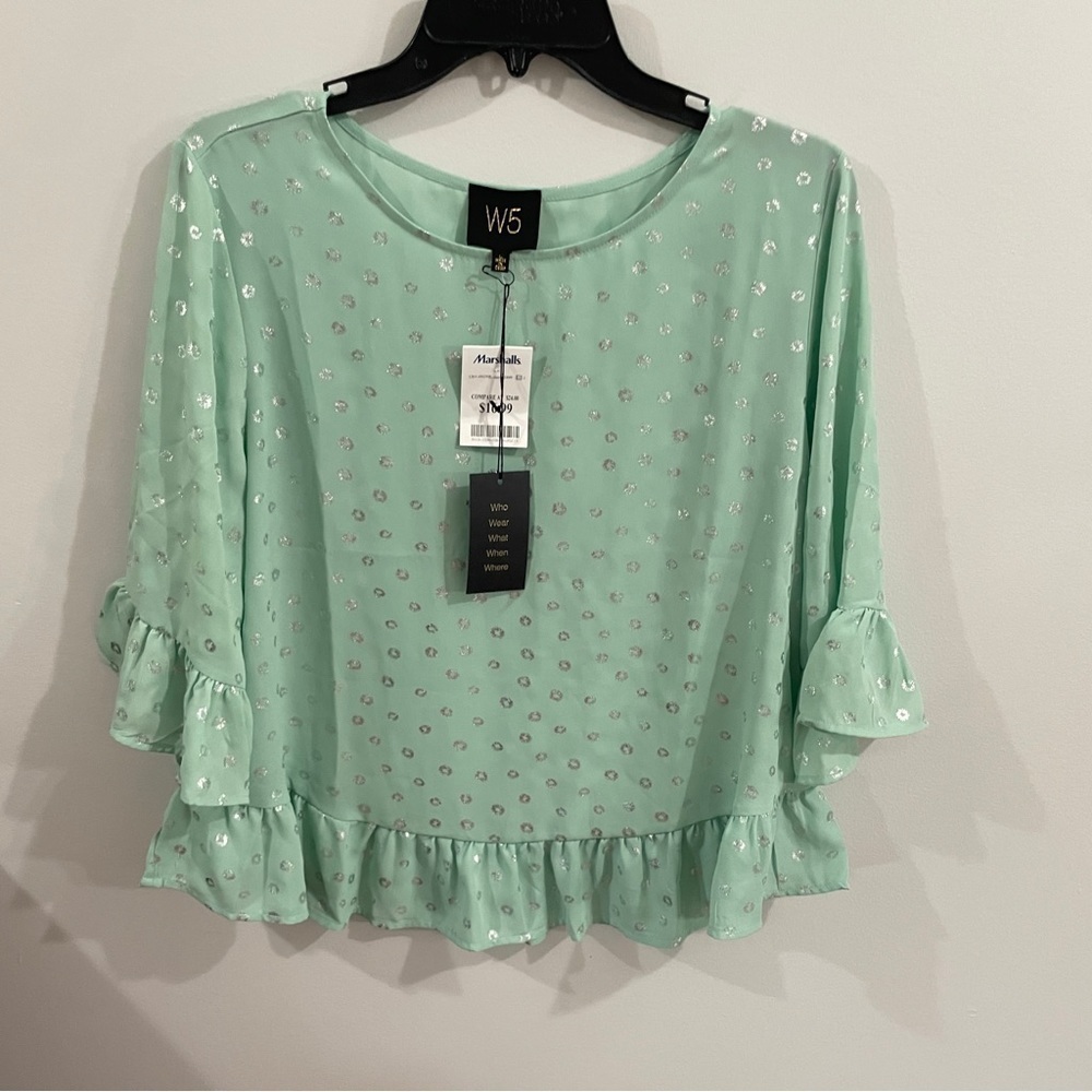 New W5 Long Sleeve Polka Dot Top Size Large NWT